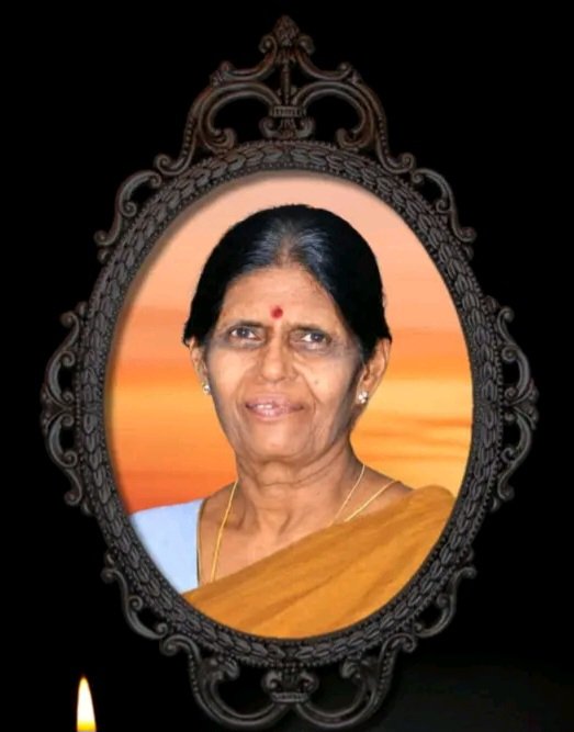வேலாயுதம் கோமளம்