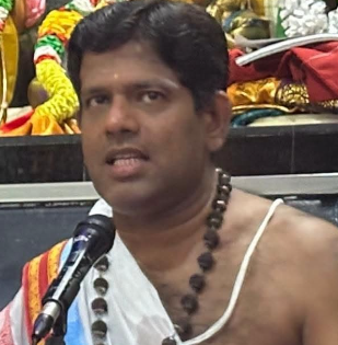 சிவஸ்ரீ பாலசுப்பிரமணியகுருக்கள் பிரம்மஸ்ரீ  பத்மநாதசர்மா
